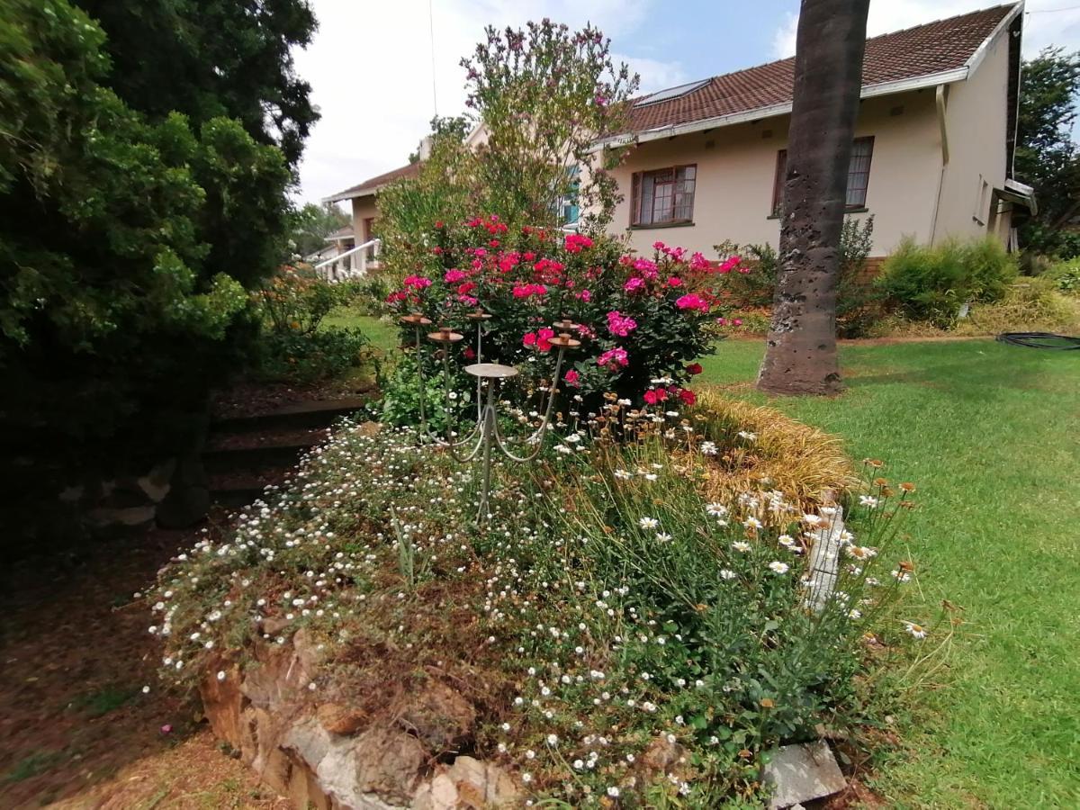 Bell Park Self Catering Bed & Breakfast Champagne Valley Exterior photo